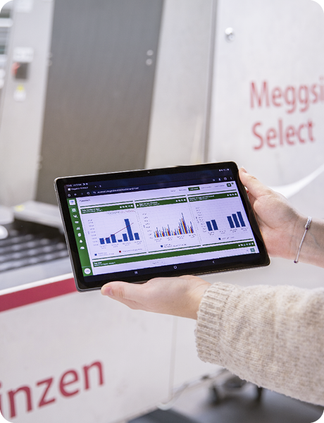 Meggsius Connect (16) 920x1200 50pct