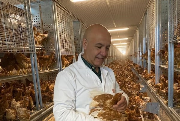 “Nos decantamos por el Bolegg Starter ofrecido por Vencomatic después de visitar varios centros de recría tanto en Europa como en España.